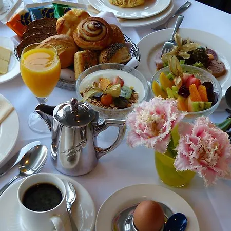 Restaurant Und Zum Weissen Ross 2* Mölln