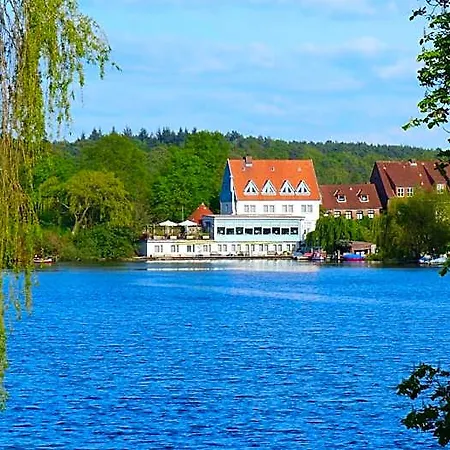 Restaurant Und Zum Weissen Ross Mölln