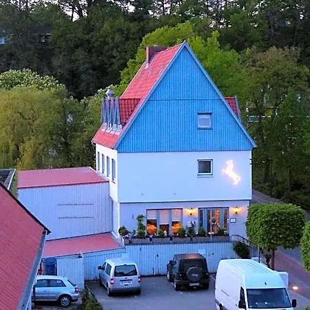 Restaurant Und Zum Weissen Ross Отель 2*