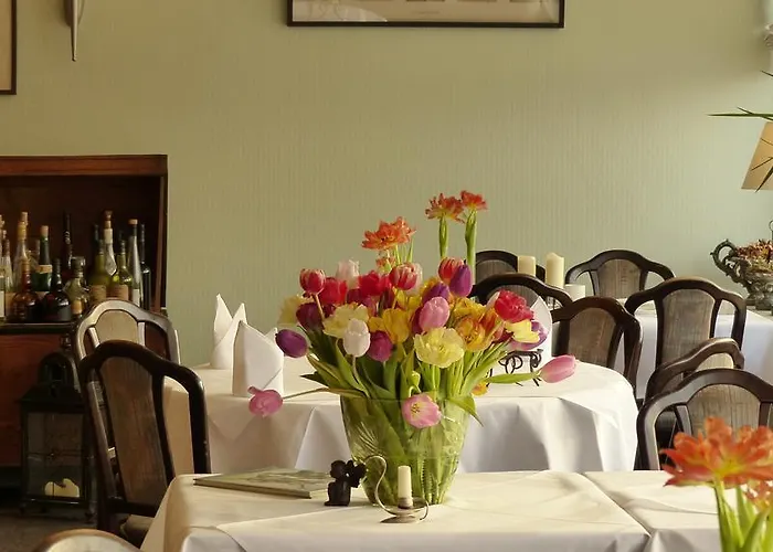 Restaurant Und Zum Weissen Ross 2*