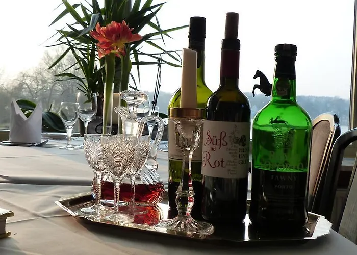 Restaurant Und Zum Weissen Ross 2* Mölln