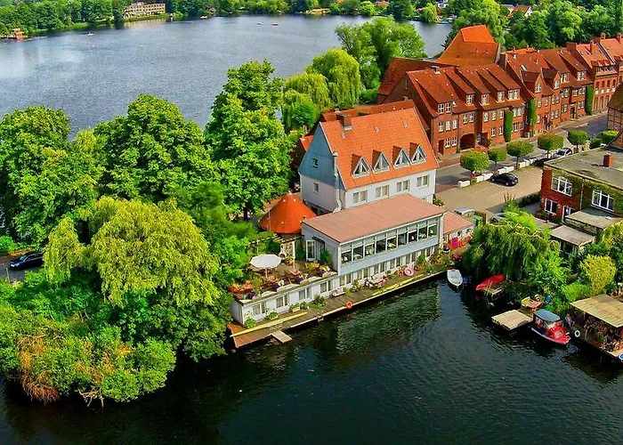 Hotel Restaurant Und Zum Weissen Ross 2*